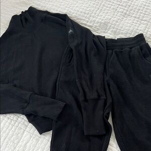 ALO Yoga Black Knit Lounge Set